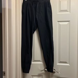 Lululemon men’s ABC jogger pants